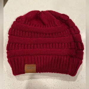 Redess Redwine crochet boho beanie